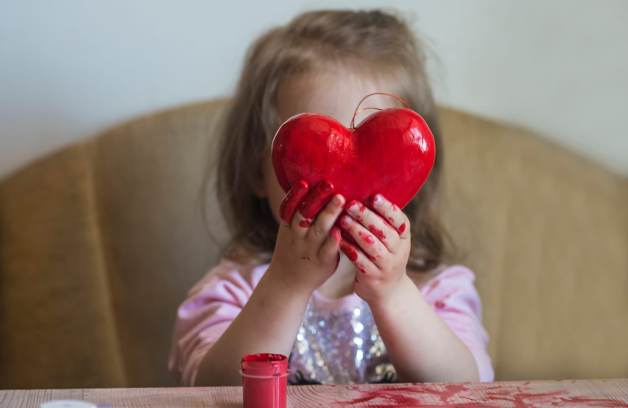 5 Candy-Free DIY Valentine’s Day Cards for Kids